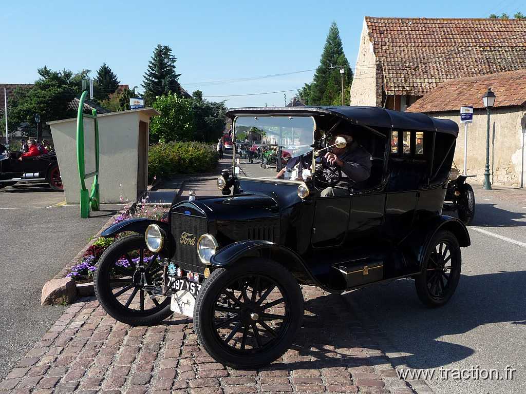 2011_rallye_des_princes (44).jpg - 12/06/2011 - 68127 NIEDERENTZEN 22ème RALLYE des PRINCES - Parking salle des fètes - FORD - T - 1918